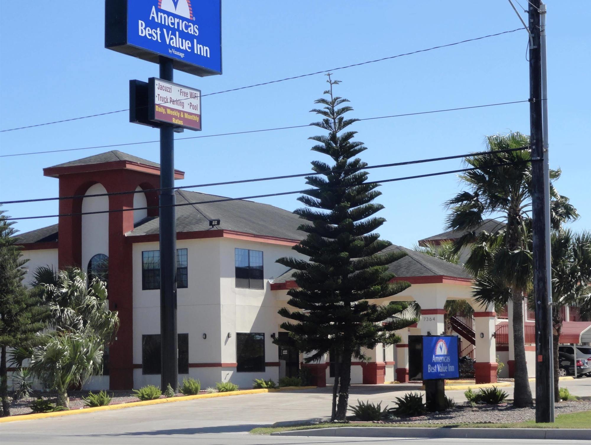 Americas Best Value Inn - Браунсвил Екстериор снимка