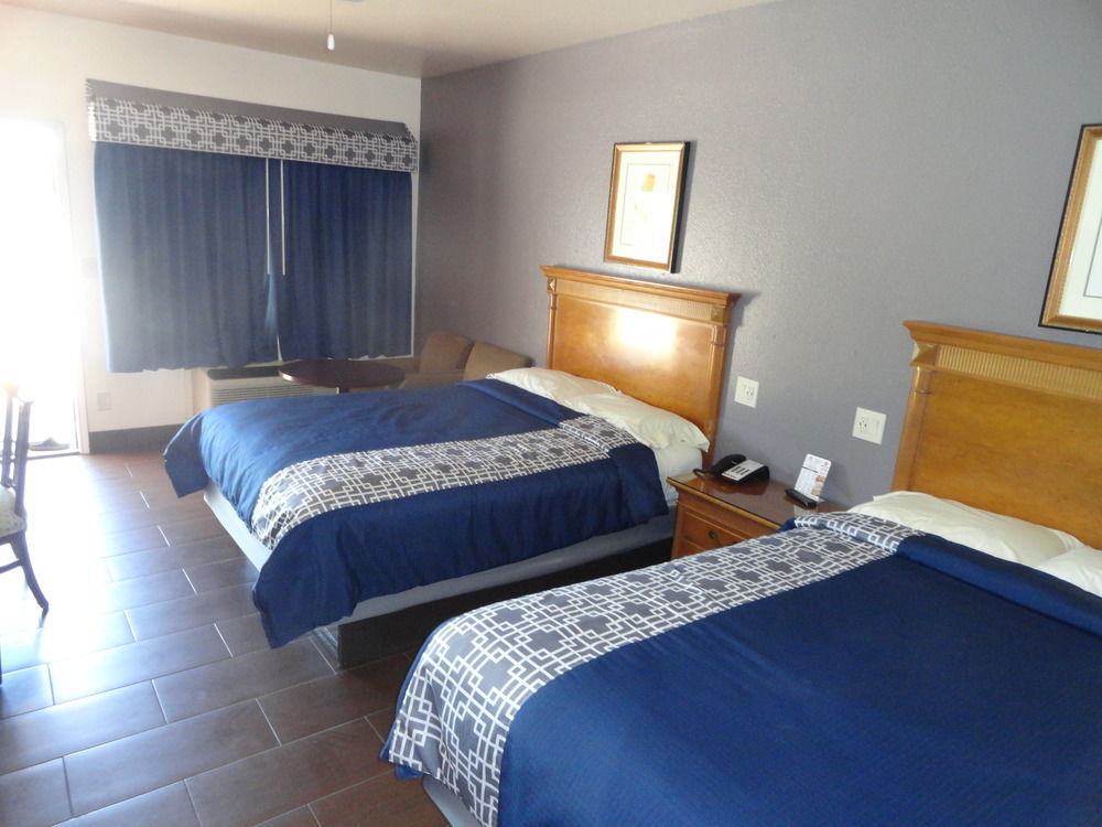 Americas Best Value Inn - Браунсвил Екстериор снимка